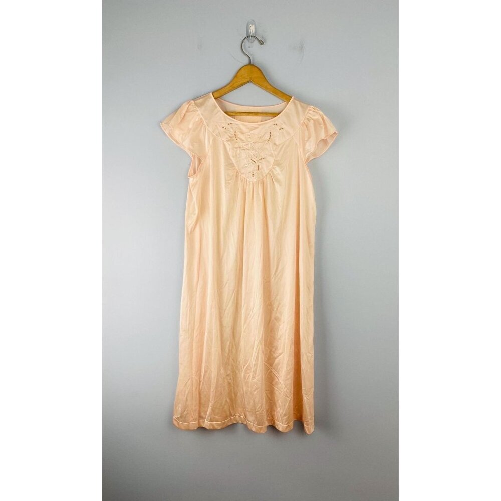 Vintage NWT Shadowline Nightgown with Embroidered Detail, Size Small, Soft Peach